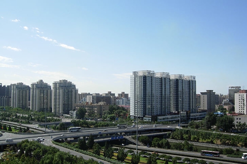 梦见爸爸从楼上掉下来死了